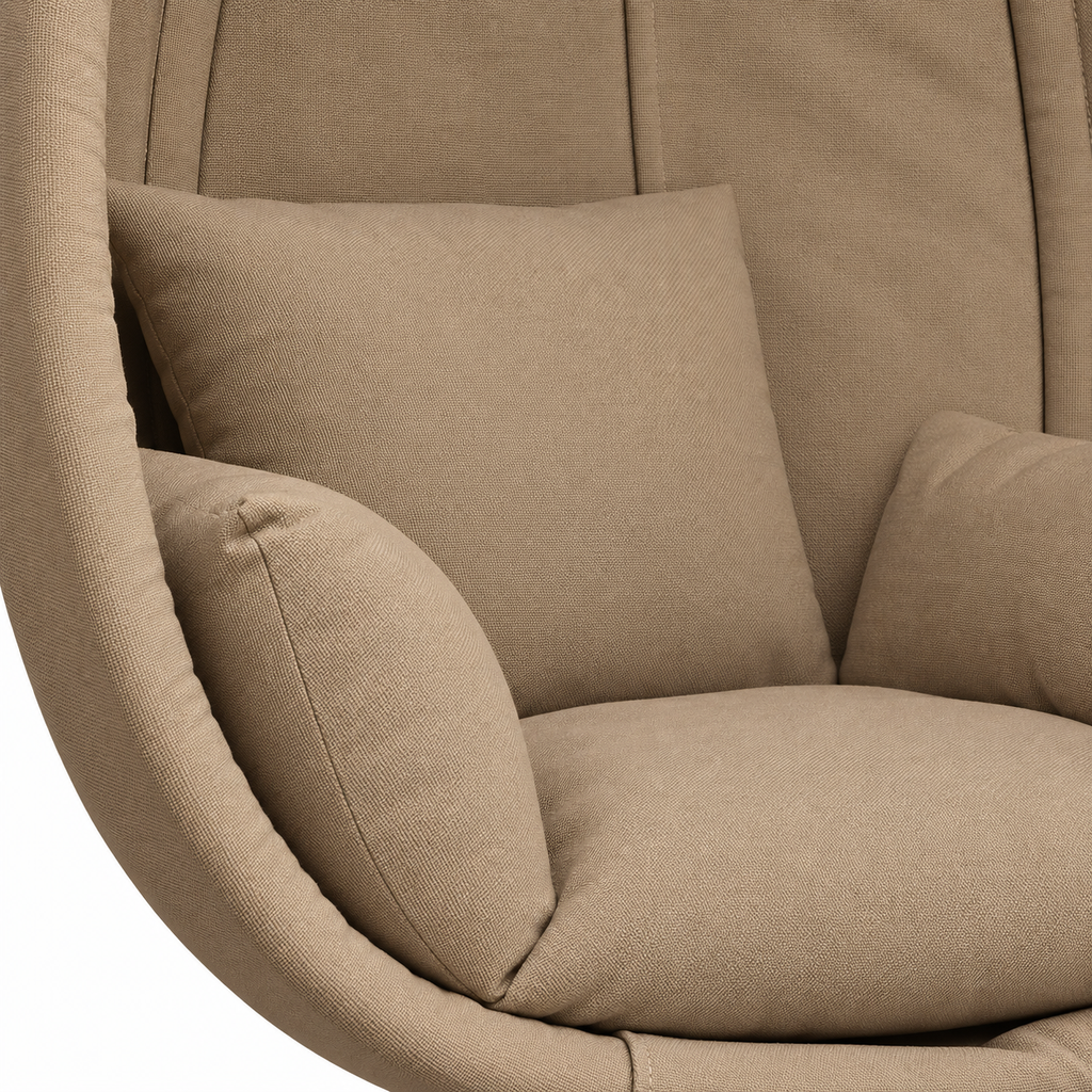 Détail des matières de fauteuil œuf en tissu taupe sur pied noir