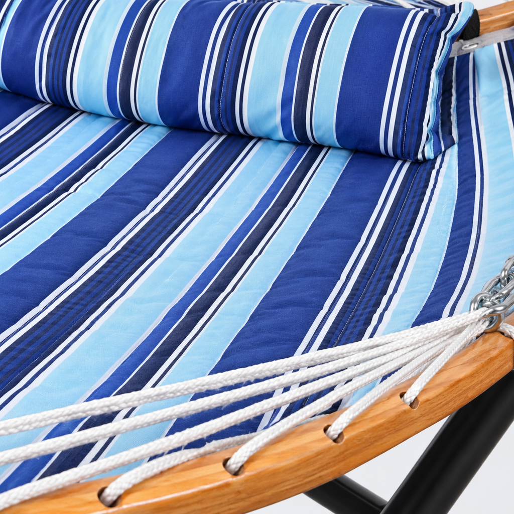 Zoom sur les matières : Hamac matelassé rayé bleu foncé avec support acier