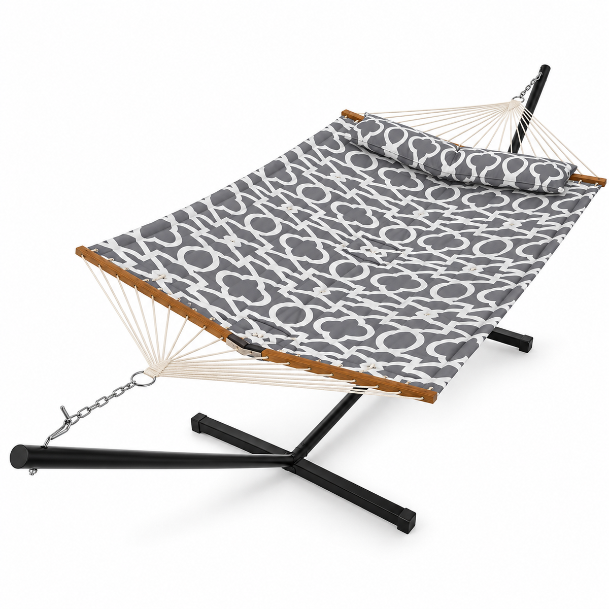 Hamac en corde gris clair à motif géométrique avec matelas et support acier sur fond blanc