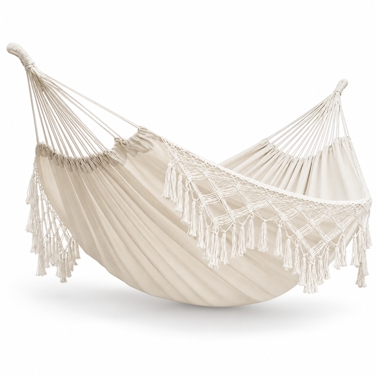Hamac macramé écru à franges sans barre sur fond blanc